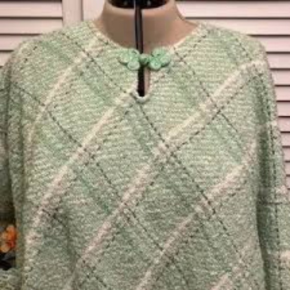 SHAMROCK PONCHO Softie Alpaca Wool Blend Green Cheerful Boho Made in Ireland - Picture 16 of 16